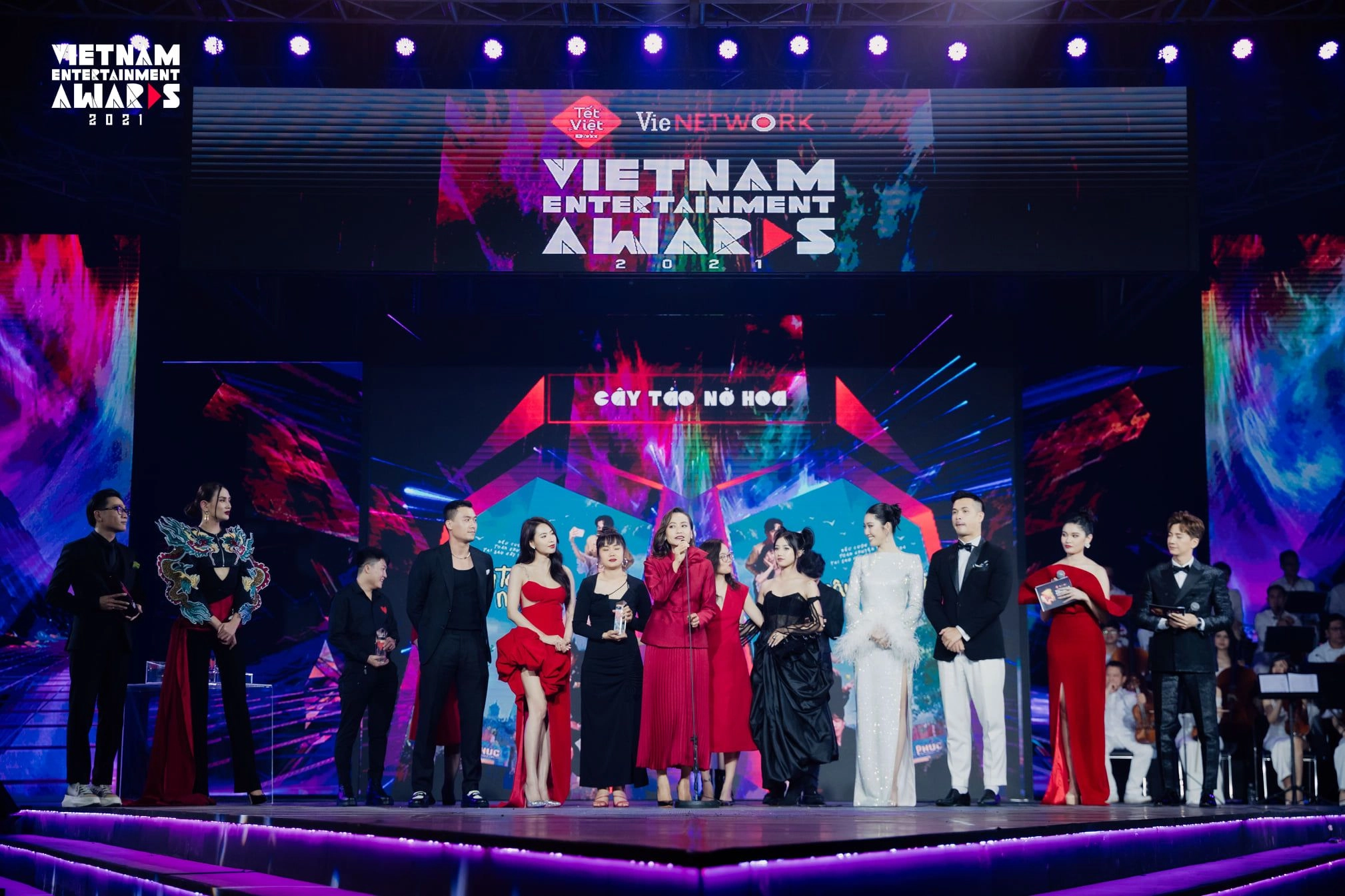 MẠNG LƯỚI GIẢI TRÍ ĐA NỀN TẢNG VÀ CHIẾN LƯỢC PHÁT TRIỂN KINH TẾ VĂN HÓA SÁNG TẠO CỦA DATVIETVAC
