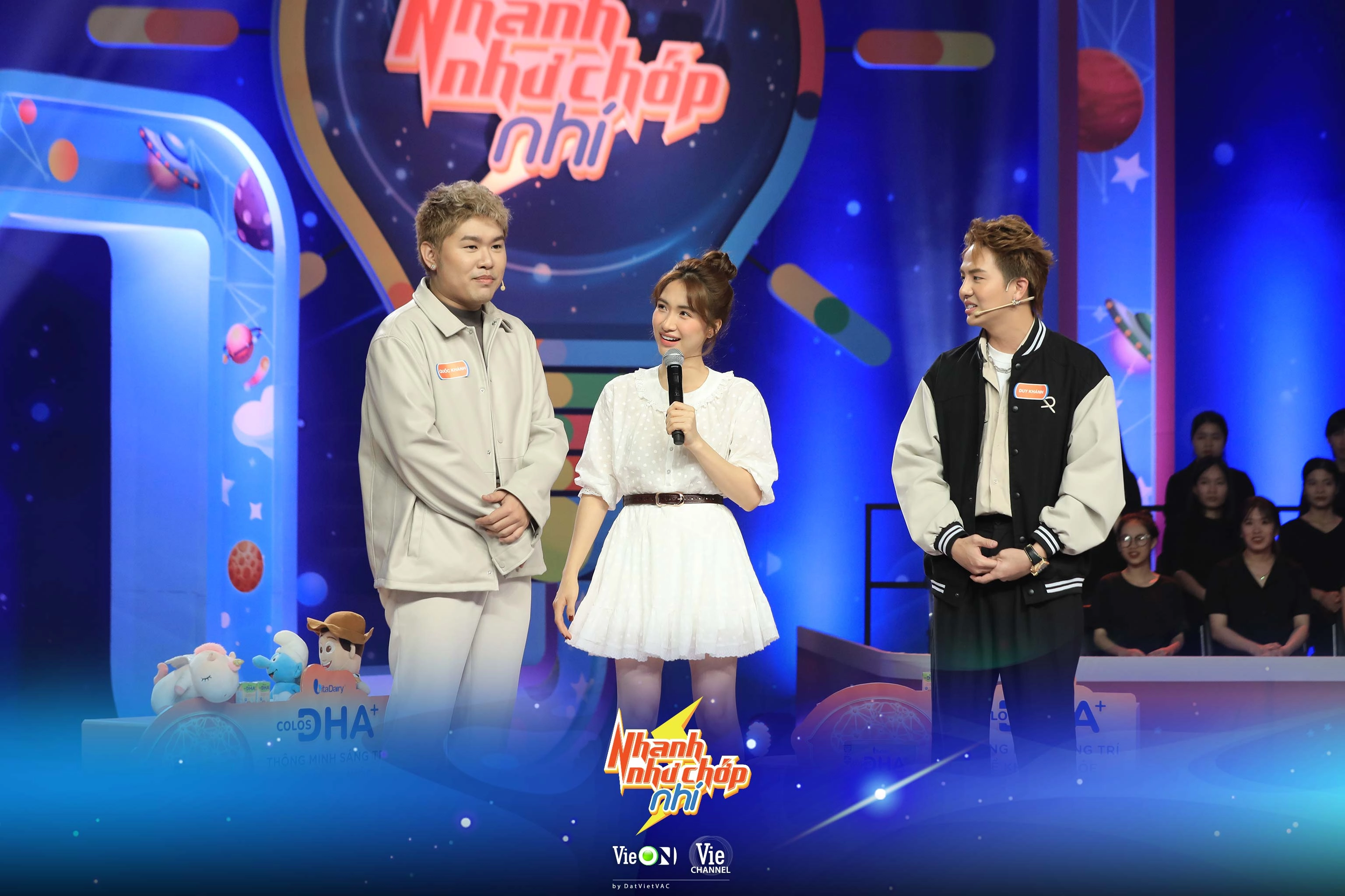 [NHANH NHƯ CHỚP NHÍ] DUY KHÁNH – QUỐC KHÁNH TUNG MÀN CHÀO SÂN “GÂY LÚ” CHO HÒA MINZY