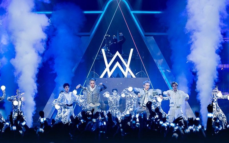 Ban tổ chức Anh Trai “Say Hi” cho thấy sự “chịu chơi” của mình khi mời DJ Alan Walker biểu diễn trong đêm Chung kết
