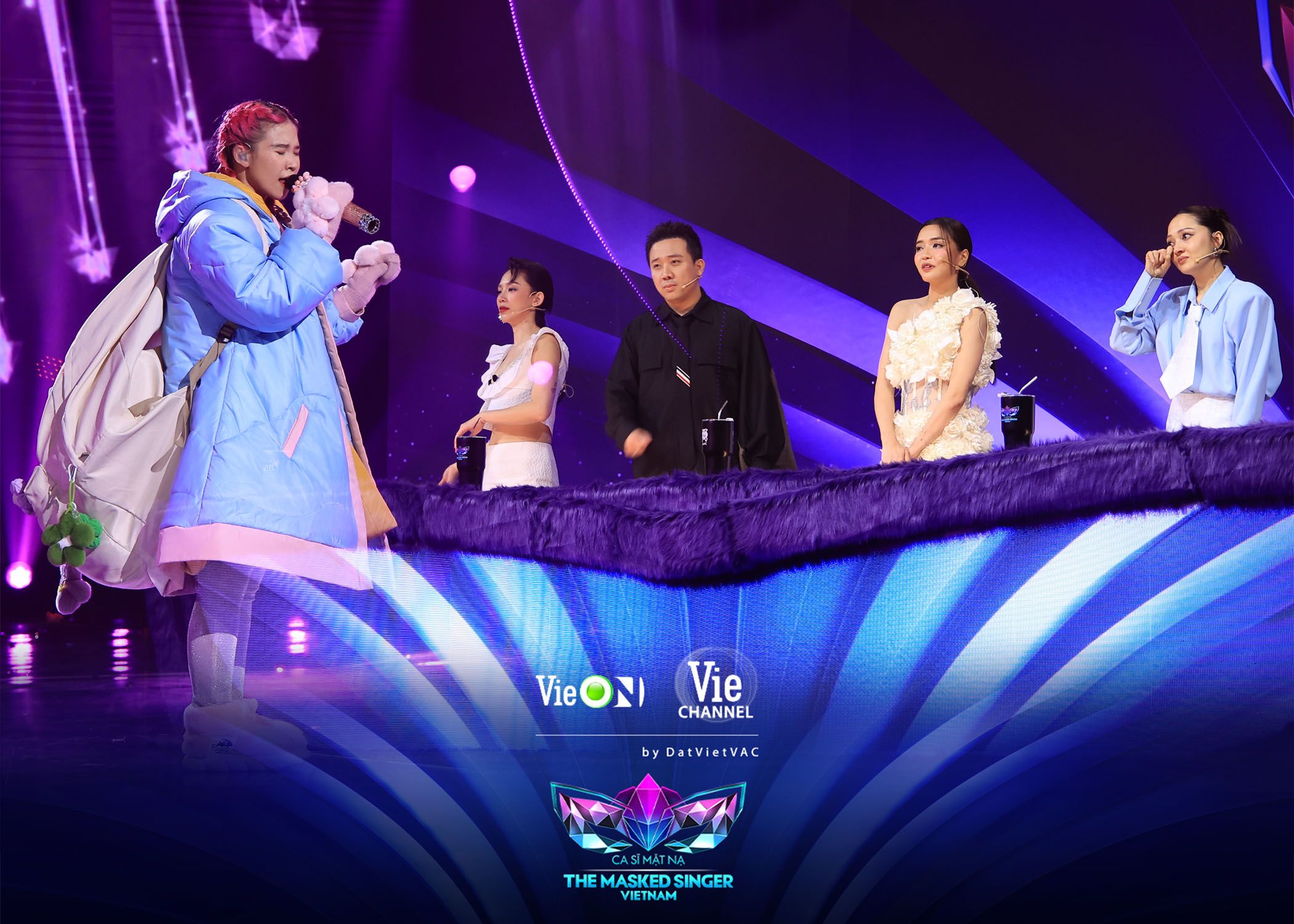 [THE MASKED SINGER VIETNAM] CỪU BÔNG LỘ DIỆN LÀ KHỞI MY, TRÌNH DIỄN HIT NGƯỜI YÊU CŨ KHIẾN BẢO ANH BẬT KHÓC