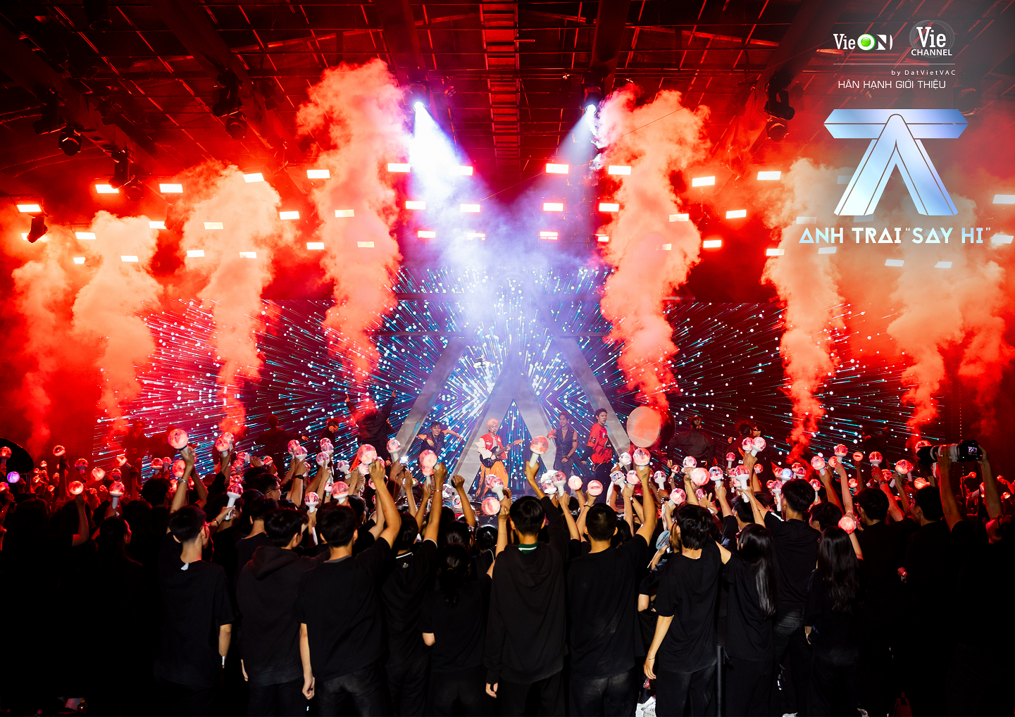 [ANH TRAI “SAY HI”] SONG LUÂN, RHYDER, CAPTAIN CHƠI NHẠC CỤ QUẨY TUNG SÂN KHẤU ĐƯA NO FAR NO STAR ĐỨNG ĐẦU BÌNH CHỌN ĐÊM LIVESTAGE 1