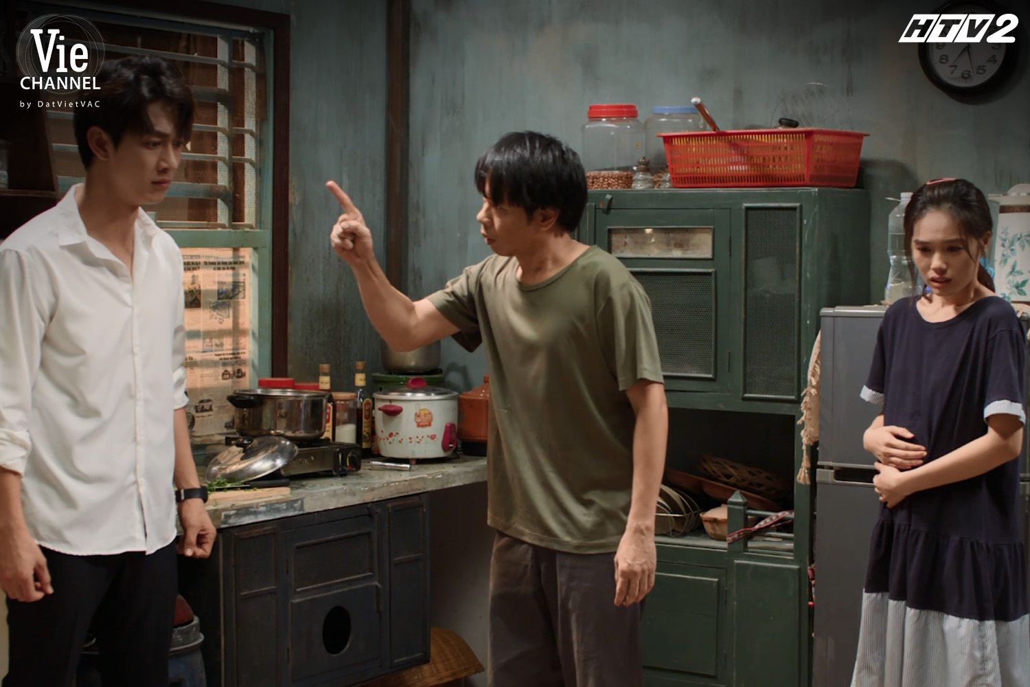 [CÂY TÁO NỞ HOA] DƯ NHẬN “LIÊN HOÀN TÁT” TỪ NGỌC - BÁU, BẼ BÀNG NHẬN RA BỘ MẶT THẬT CỦA BÀ MẸ SIÊU CẤP LỪA DỐI