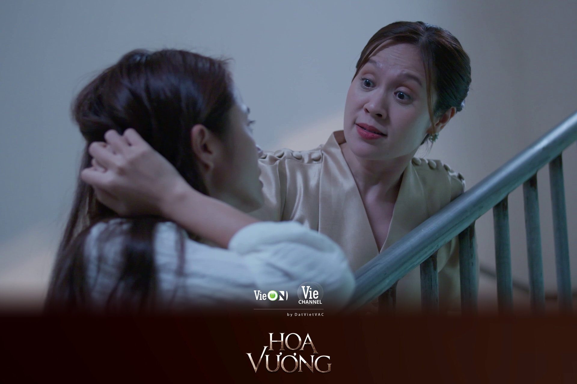 [HOA VƯƠNG] CĂNG THẲNG HƠN PHIM CUNG ĐẤU: HỒNG ÁNH, THANH THÚY DÙNG DÙNG TIỀN BẠC, VŨ LỰC CHIA RẼ TÌNH CẢM OTIS - RIMA THANH VY