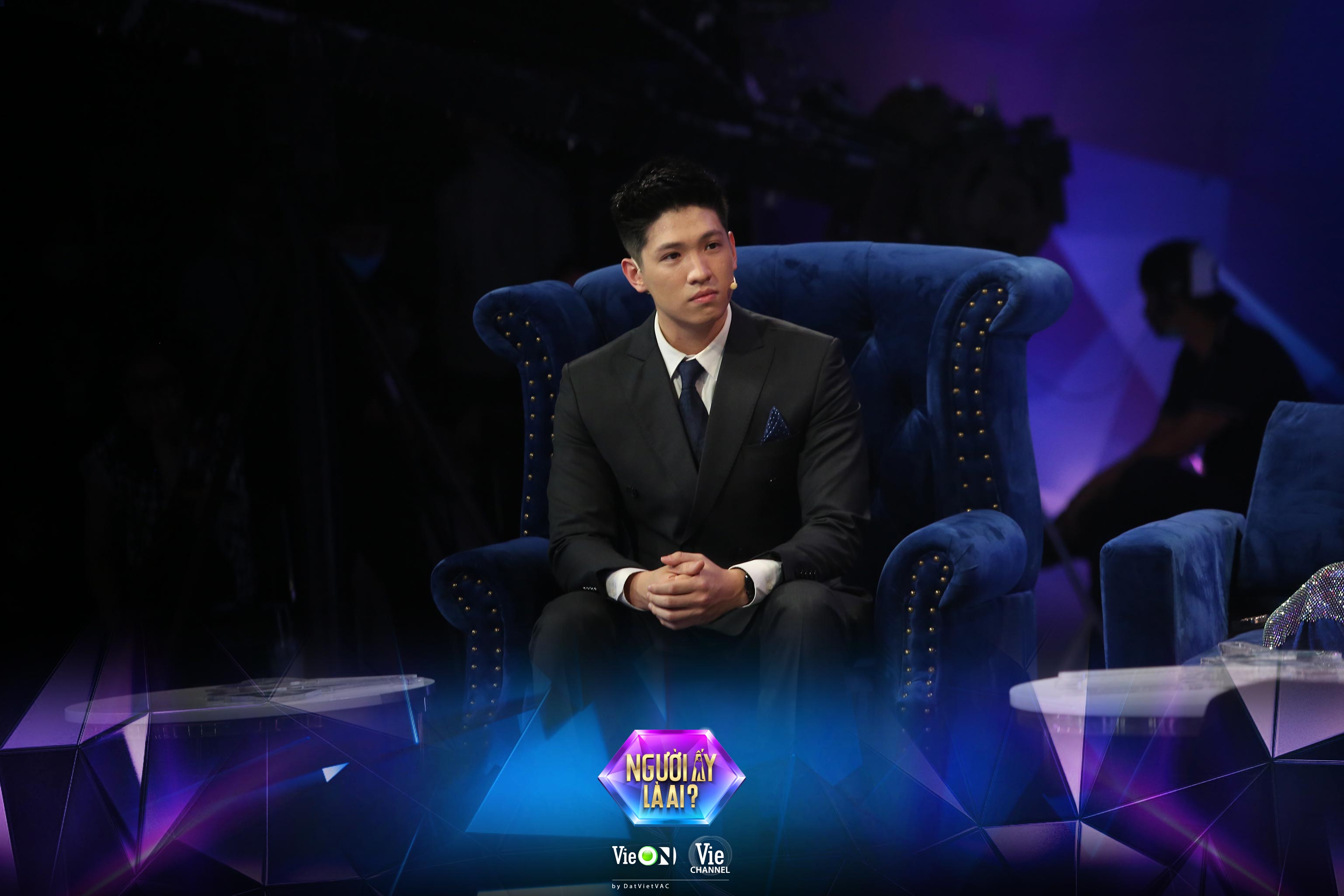 [NALA] LẦN ĐẦU TIÊN SAU 4 MÙA, NHÂN VẬT CHÍNH CỦA TẬP CUỐI LÀ 1 CHÀNG TRAI ĐI TÌM BÓNG HỒNG ĐỘC THÂN ĐỂ KẾT ĐÔI